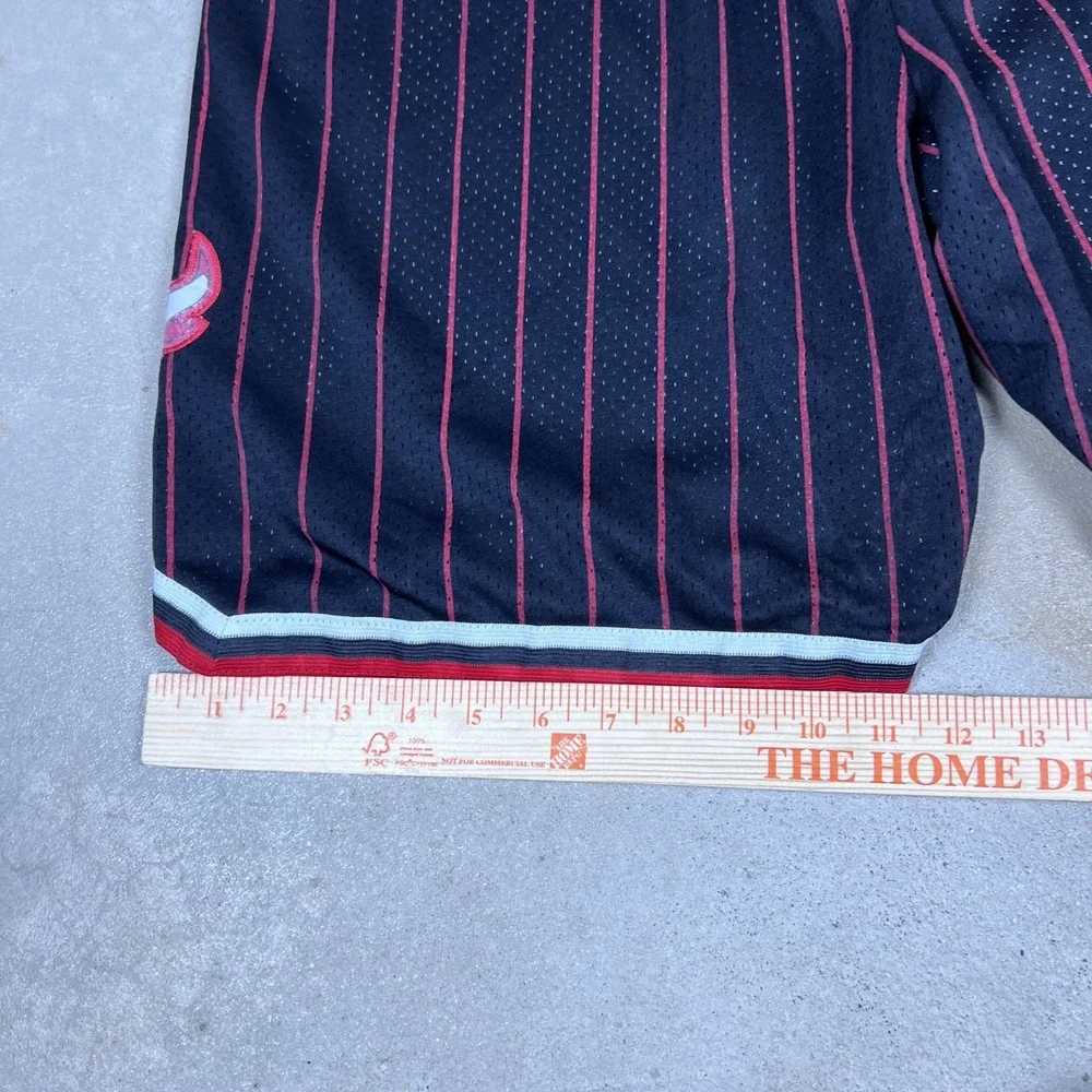 Vtg Rare NBA Chicago Bulls 50th Gold Logo Authentic Nike Shorts ONE SZ FITS ALL - Picture 8 of 8